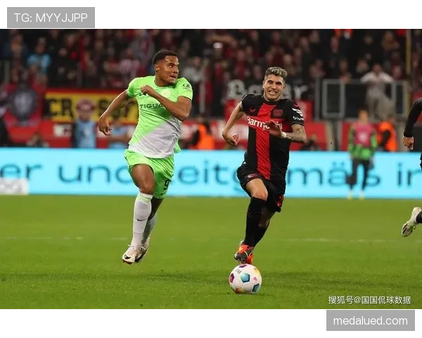 本泽马vs路易斯·苏亚雷斯 巅峰进攻效率与战术适配差距在哪